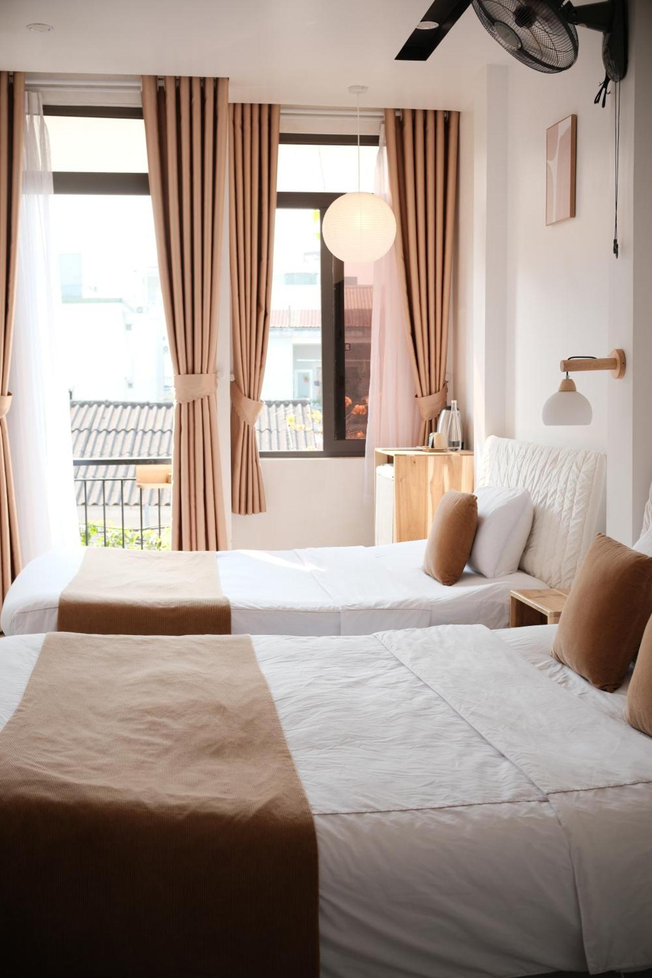 Glory Hue Homestay Bagian luar foto