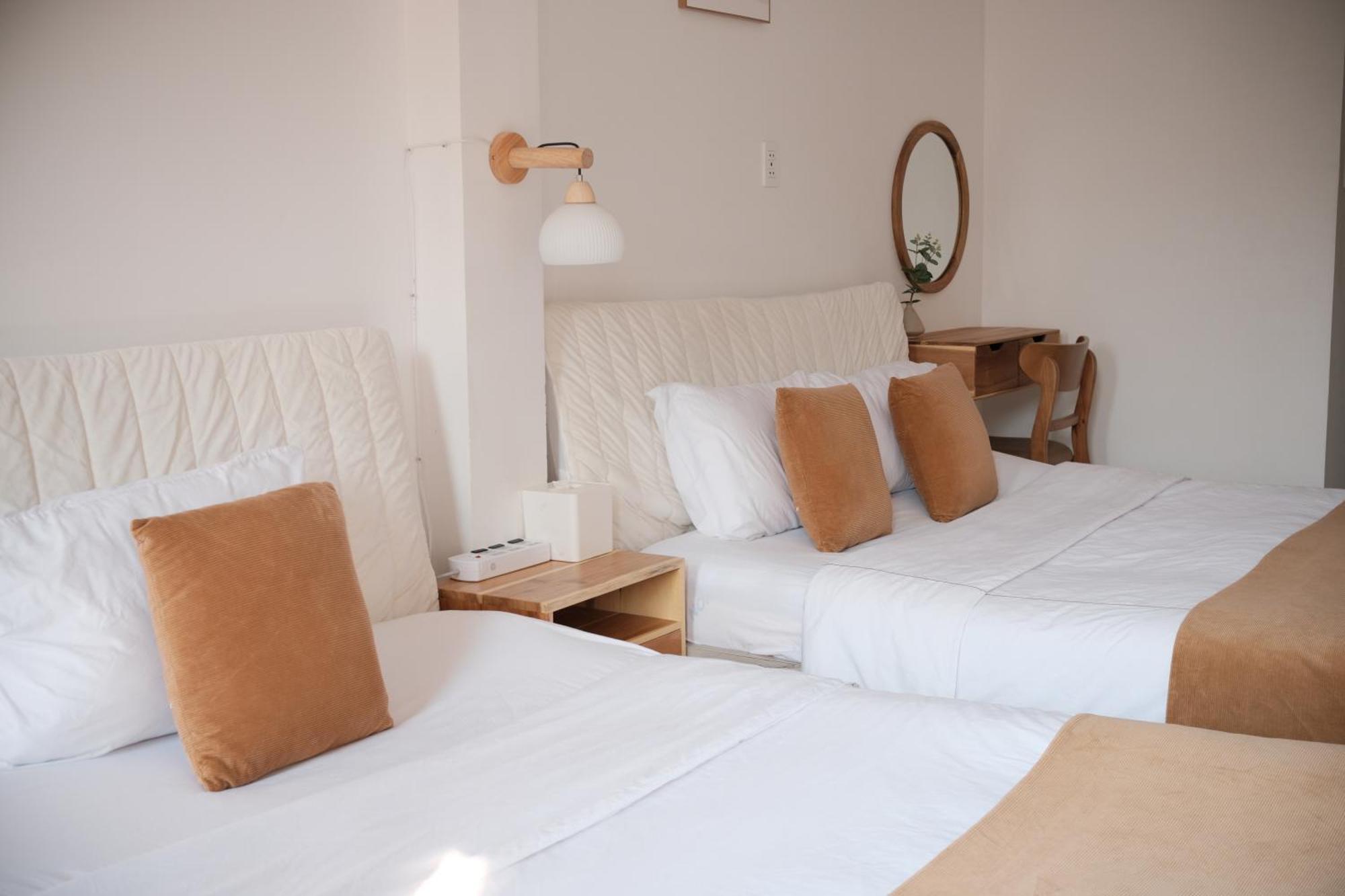 Glory Hue Homestay Bagian luar foto